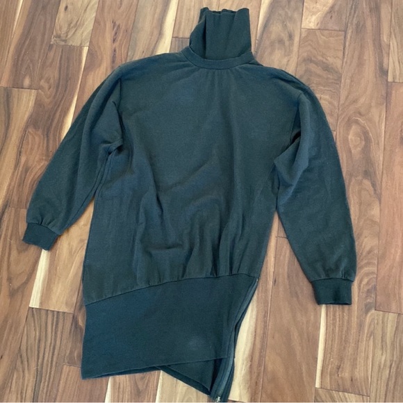 Young Fabulous & Broke YFB Dress Asymmetrical Hem Turtleneck Tunic Sweatshirt L - Picture 5 of 10